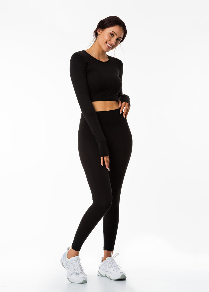 Comfortable black workout top, breathable workout clothes coord set