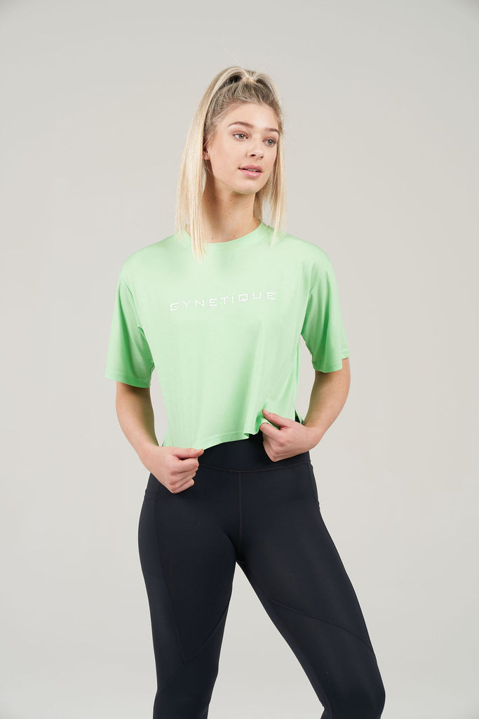 Elevate Cropped T-shirt